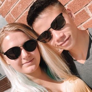 Meet your Posher, Phoebe